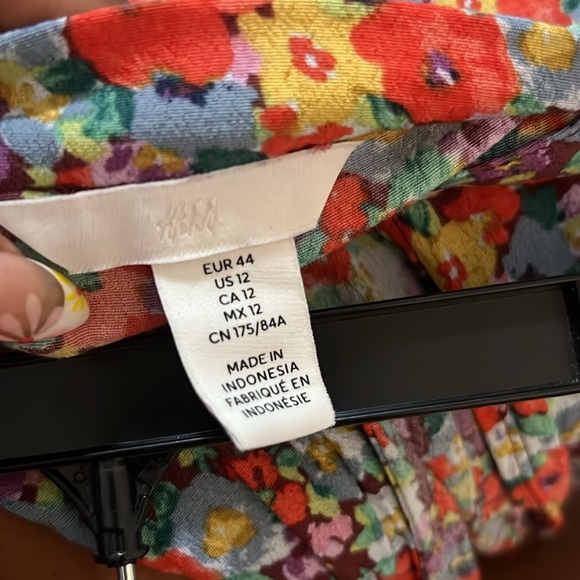 0192 H&M floral skirt top 2 piece outfit with high slit sz L - Picture 7 of 9